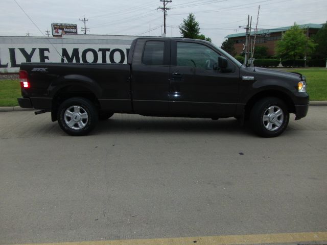 2005 Ford F150 XLT Supercrew Short Bed 2WD