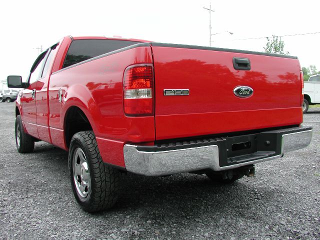 2005 Ford F150 XL 2WD Reg Cab