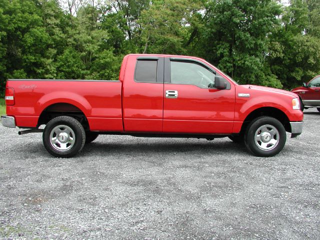 2005 Ford F150 XL 2WD Reg Cab