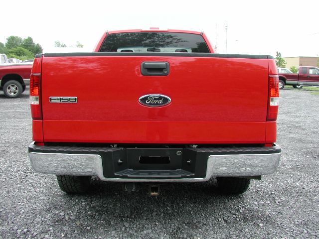 2005 Ford F150 XL 2WD Reg Cab