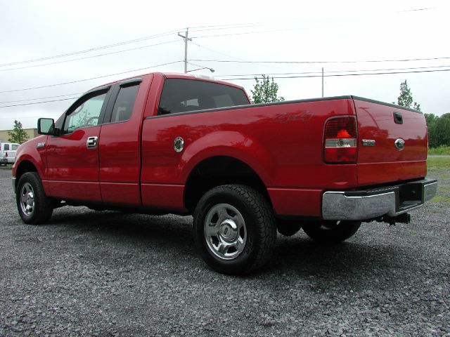 2005 Ford F150 XL 2WD Reg Cab