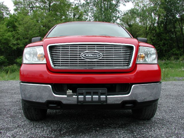 2005 Ford F150 XL 2WD Reg Cab