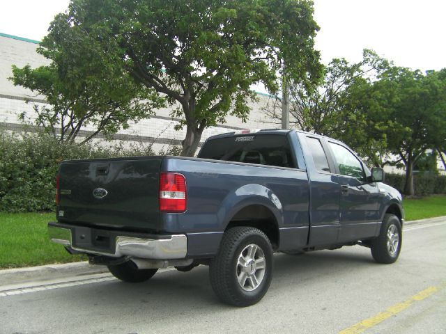 2005 Ford F150 XL 2WD Reg Cab