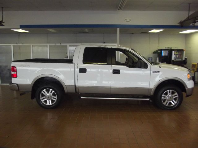 2005 Ford F150 XLT Supercrew Short Bed 2WD