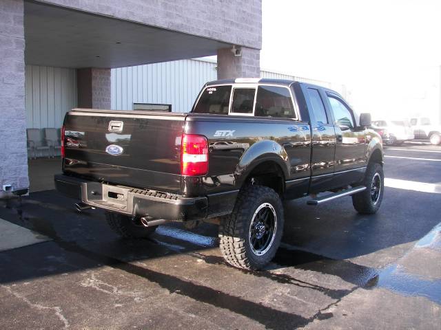 2005 Ford F150 DUMP 4X4