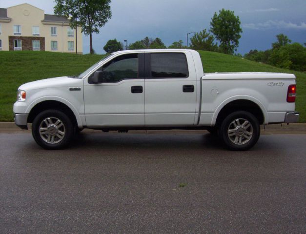 2005 Ford F150 XLT Supercrew Short Bed 2WD