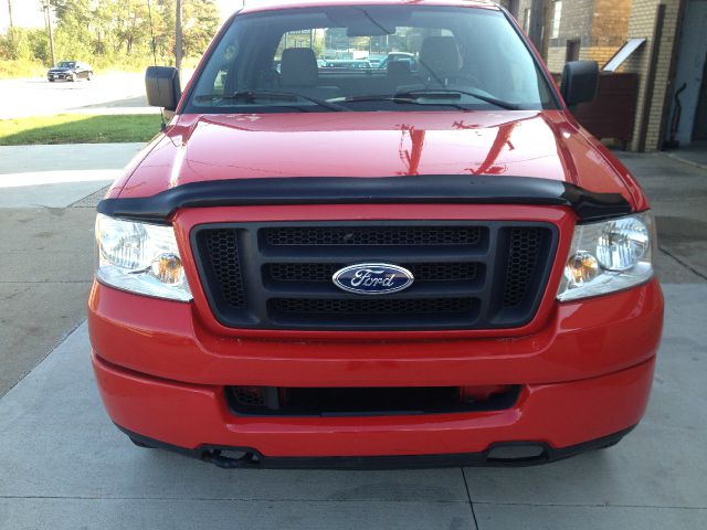 2005 Ford F150 Silver Touring WITH NAV, Sunroof, Leather, And TV