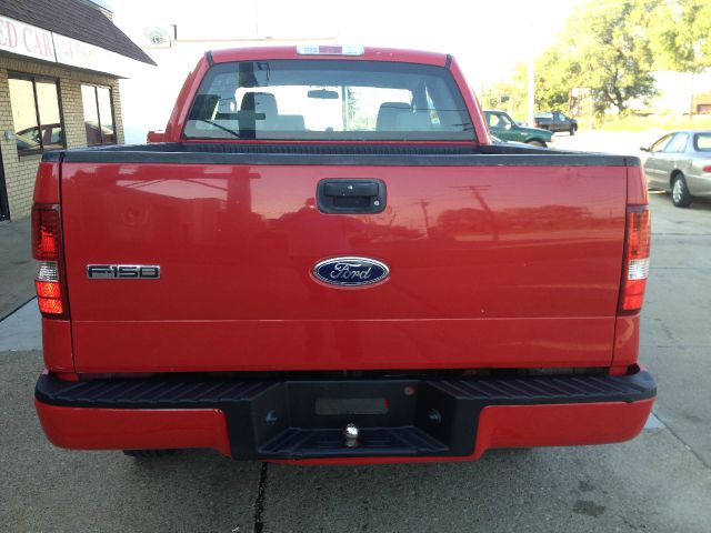 2005 Ford F150 Silver Touring WITH NAV, Sunroof, Leather, And TV