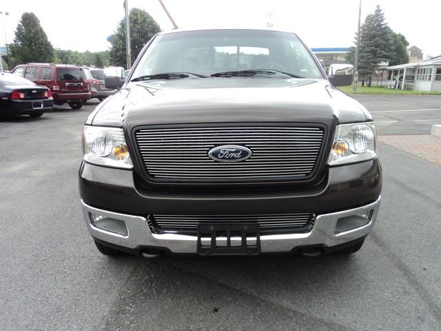 2005 Ford F150 REG CAB 119.