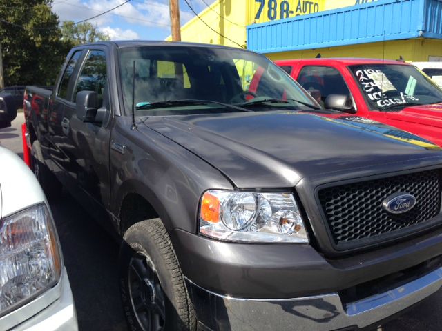 2005 Ford F150 SE Well Kept Alloy Wheels