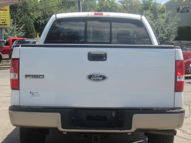 2005 Ford F150 XLT Supercrew Short Bed 2WD