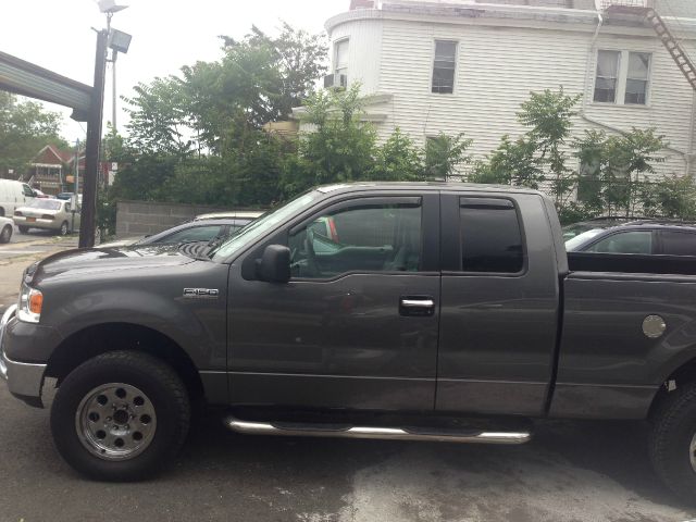 2005 Ford F150 SE Well Kept Alloy Wheels