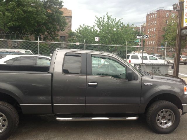 2005 Ford F150 SE Well Kept Alloy Wheels