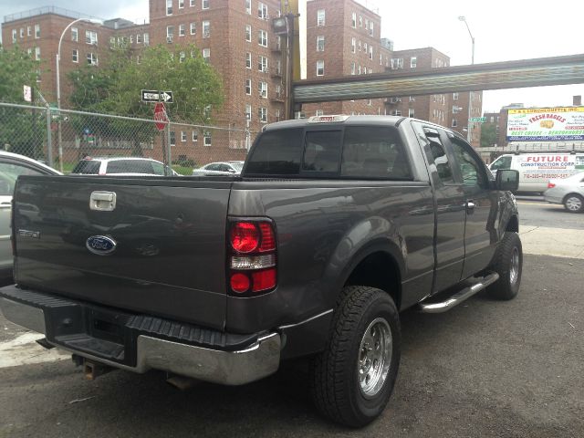 2005 Ford F150 SE Well Kept Alloy Wheels