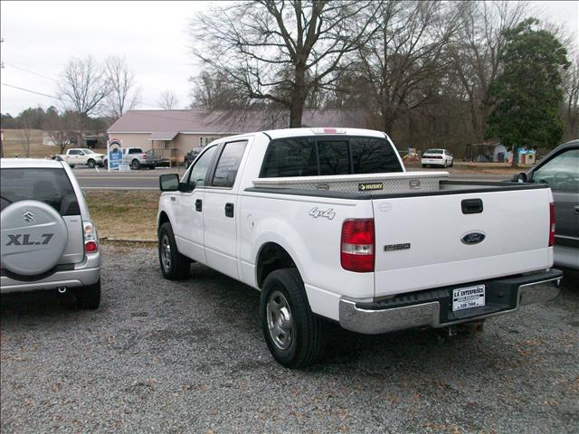 2005 Ford F150 LS 4x4 Truck