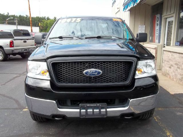 2005 Ford F150 XL 2WD Reg Cab