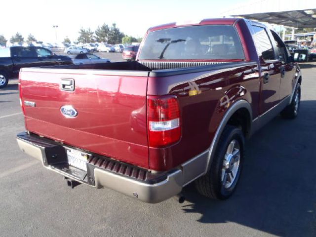 2005 Ford F150 Club Cab 131 WB