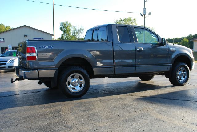 2005 Ford F150 XL 2WD Reg Cab