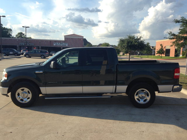 2005 Ford F150 SL Short Bed 2WD