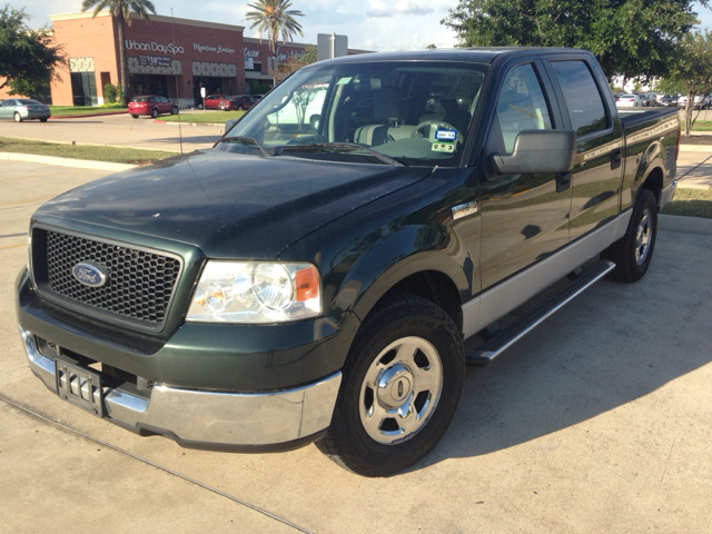 2005 Ford F150 SL Short Bed 2WD