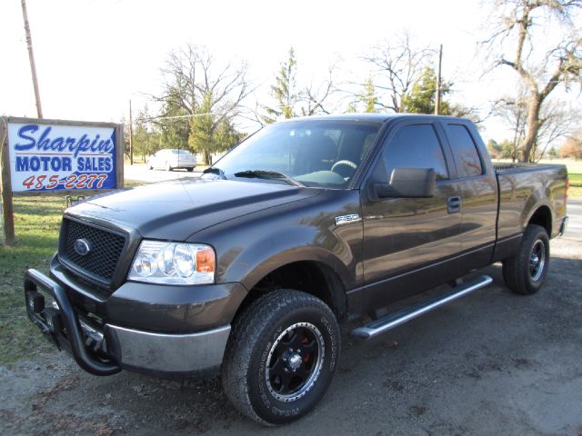 2005 Ford F150 XL 2WD Reg Cab