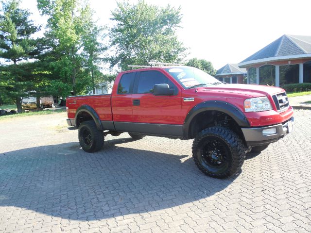 2005 Ford F150 XLT Supercrew Short Bed 2WD