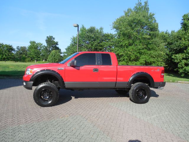 2005 Ford F150 XLT Supercrew Short Bed 2WD