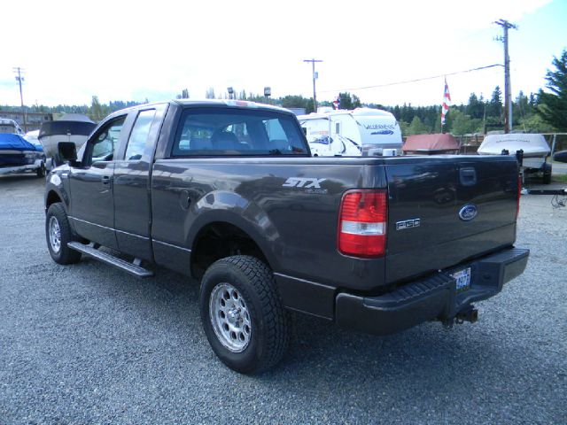 2005 Ford F150 XLT Supercrew Short Bed 2WD