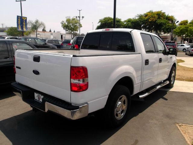 2005 Ford F150 SL Short Bed 2WD