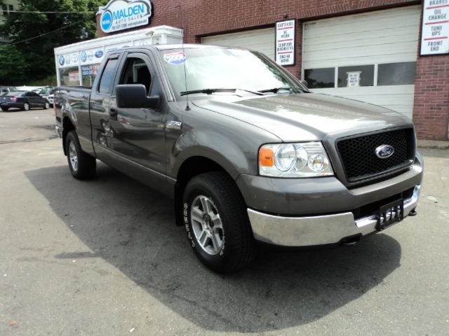 2005 Ford F150 XL 2WD Reg Cab