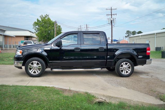 2005 Ford F150 Club Cab 131 WB