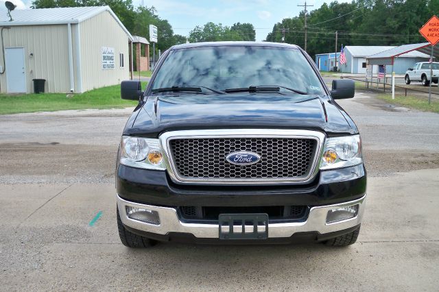 2005 Ford F150 Club Cab 131 WB