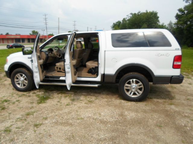 2005 Ford F150 XLT Supercrew Short Bed 2WD