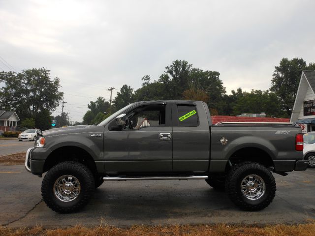 2006 Ford F150 XLT Supercrew Short Bed 2WD