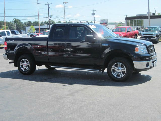 2006 Ford F150 XL 2WD Reg Cab