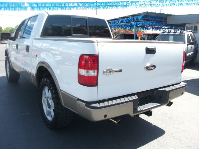 2006 Ford F150 Club Cab 131 WB