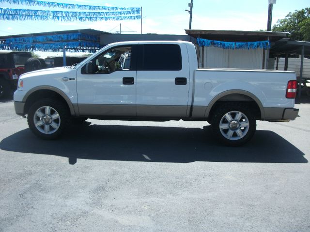 2006 Ford F150 Club Cab 131 WB