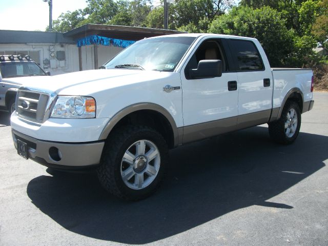 2006 Ford F150 Club Cab 131 WB