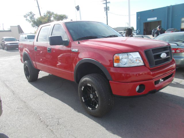 2006 Ford F150 2.4T A SR 4dr Sdn Auto W/sunro