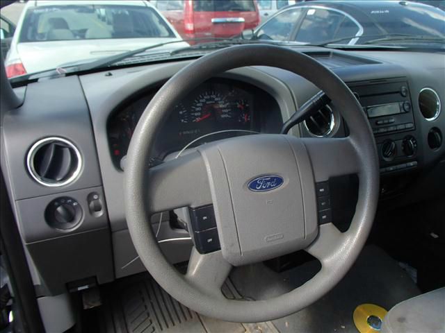 2006 Ford F150 XLT Supercrew Short Bed 2WD