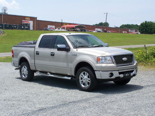 2006 Ford F150 XLT Supercrew Short Bed 2WD