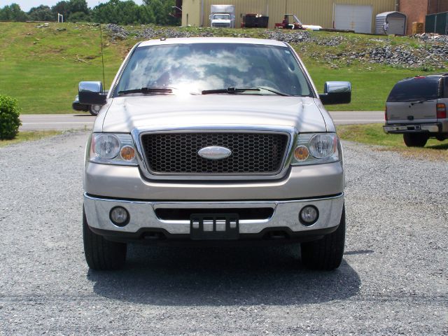 2006 Ford F150 XLT Supercrew Short Bed 2WD