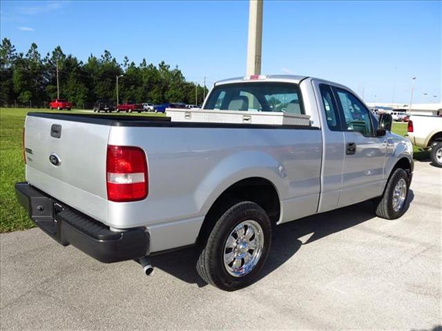 2006 Ford F150 Crew Cab Short Box 2-wheel Drive SLE