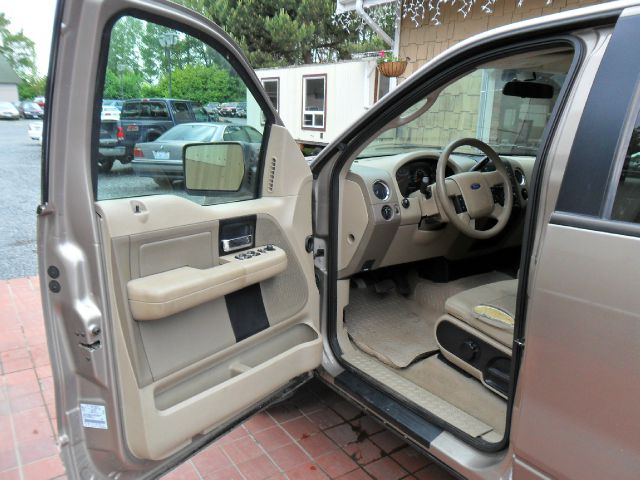 2006 Ford F150 3500 REG CAB