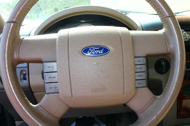 2006 Ford F150 Soho