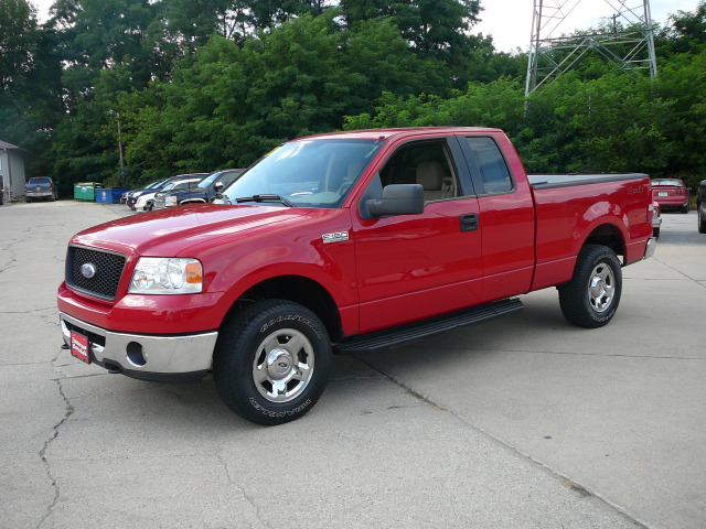 2006 Ford F150 XL 2WD Reg Cab