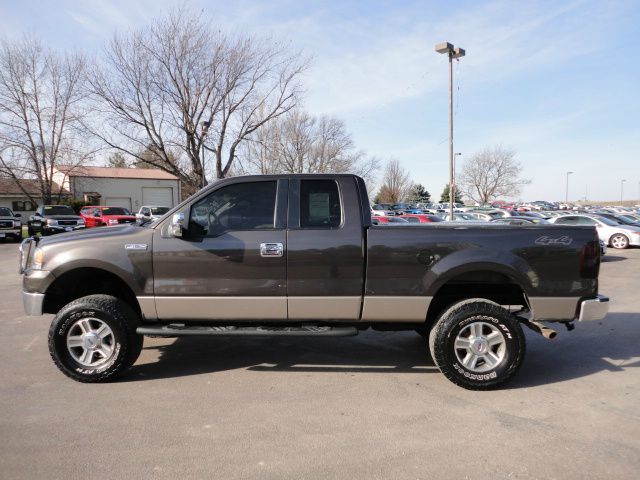 2006 Ford F150 XL 2WD Reg Cab