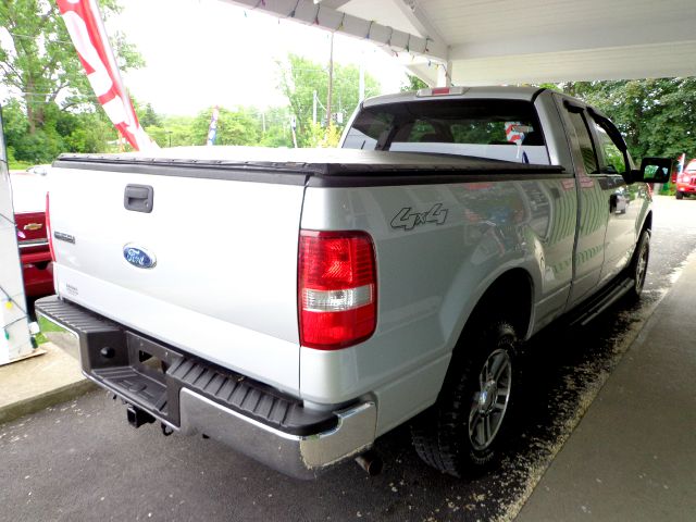 2006 Ford F150 XL 2WD Reg Cab