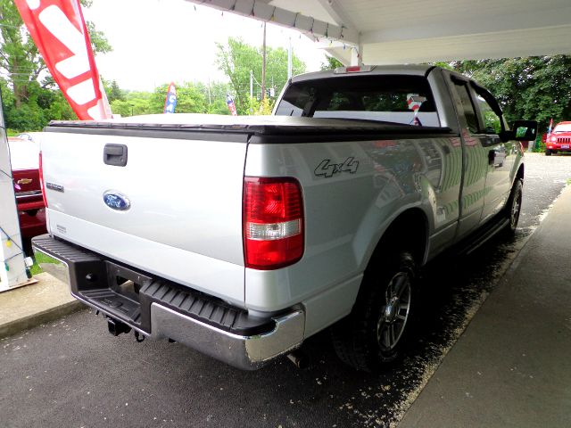 2006 Ford F150 XL 2WD Reg Cab