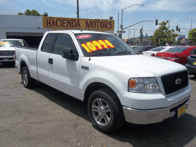 2006 Ford F150 XLT Supercrew Short Bed 2WD